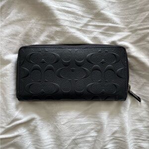 Coach Black Leather Zip Wallet with Silver Hardware